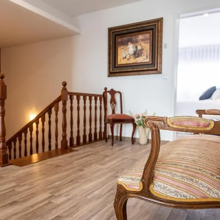 Garoupas Πόντα Ντελγκάντα