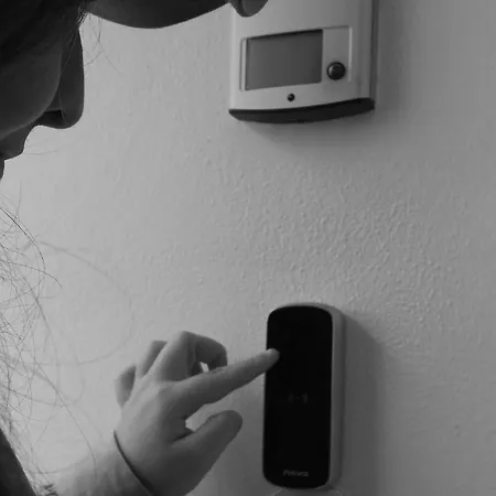 Garoupas 3* Πόντα Ντελγκάντα