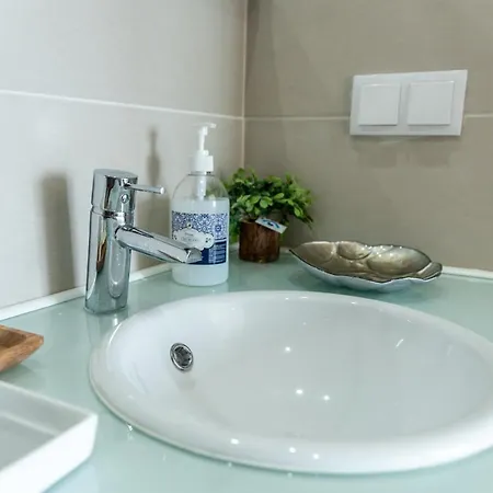 Inn Garoupas Ponta Delgada (Sao Miguel)