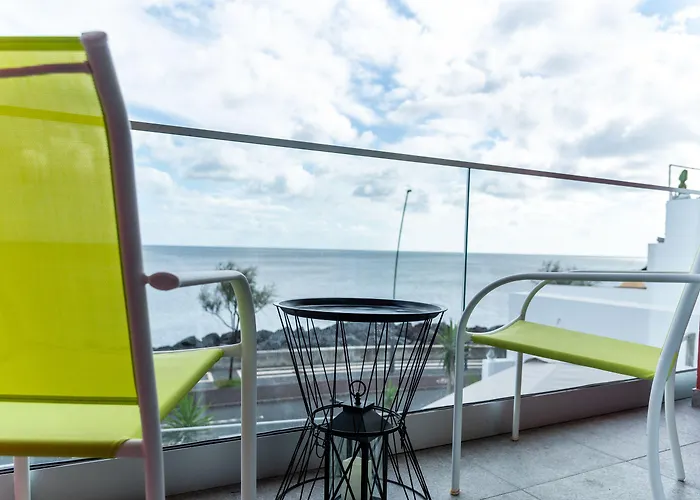 여관 Garoupas Ponta Delgada